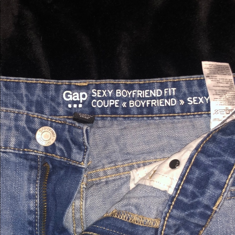 GAP sexy boyfriend fit jeans